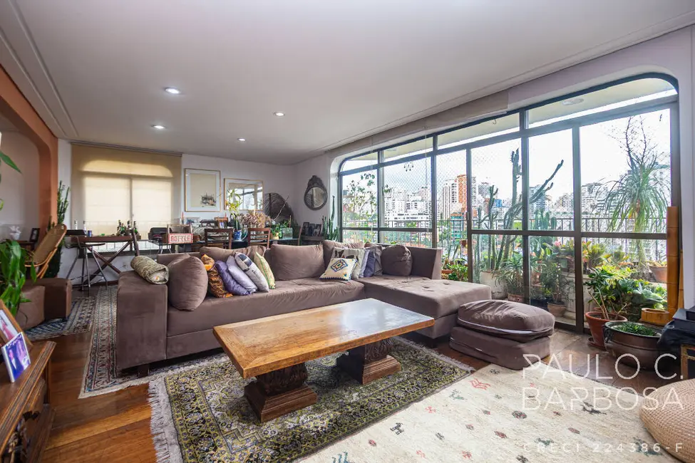 Foto 1 de Apartamento com 3 quartos à venda, 182m2 em Santa Cecília, São Paulo - SP