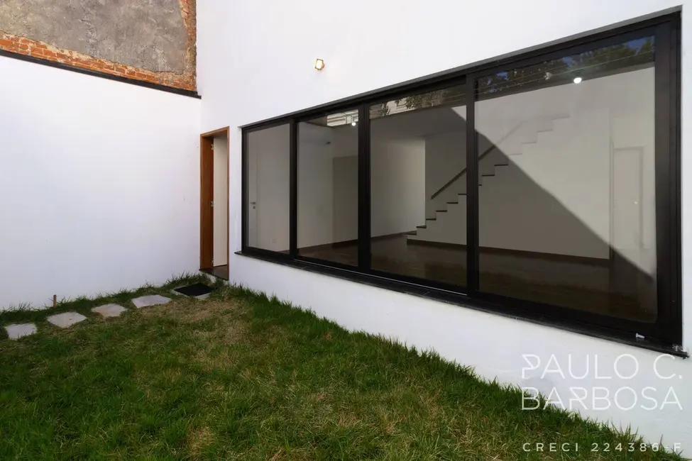 Foto 3 de Casa com 4 quartos à venda, 186m2 em Vila Ipojuca, São Paulo - SP