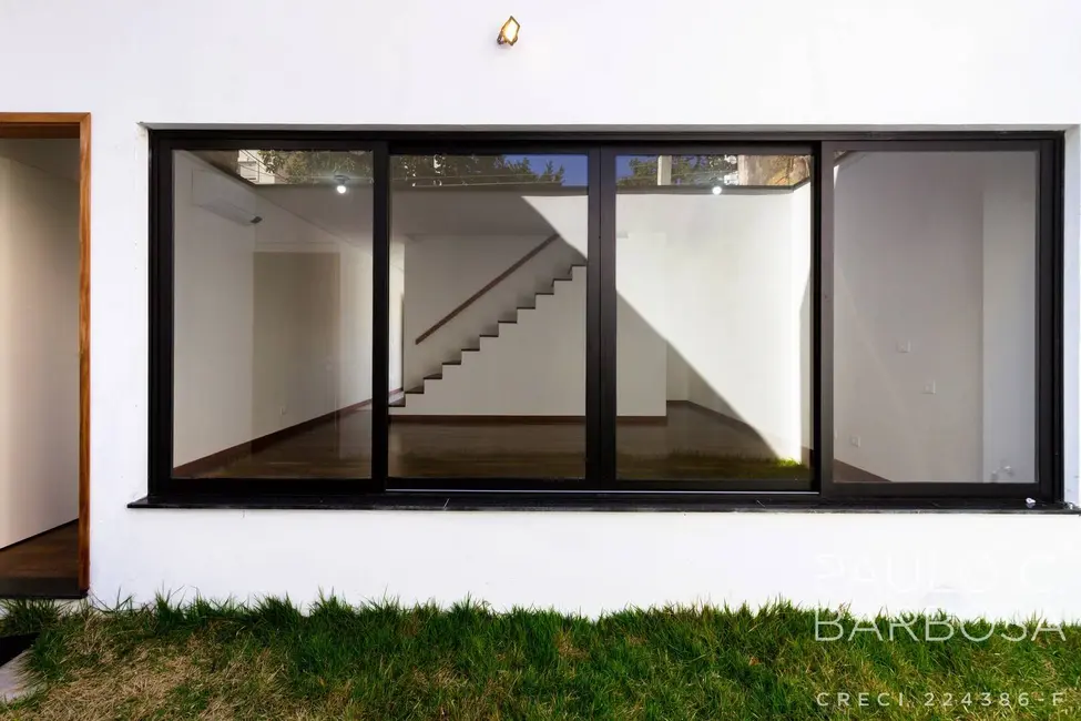 Foto 1 de Casa com 4 quartos à venda, 186m2 em Vila Ipojuca, São Paulo - SP
