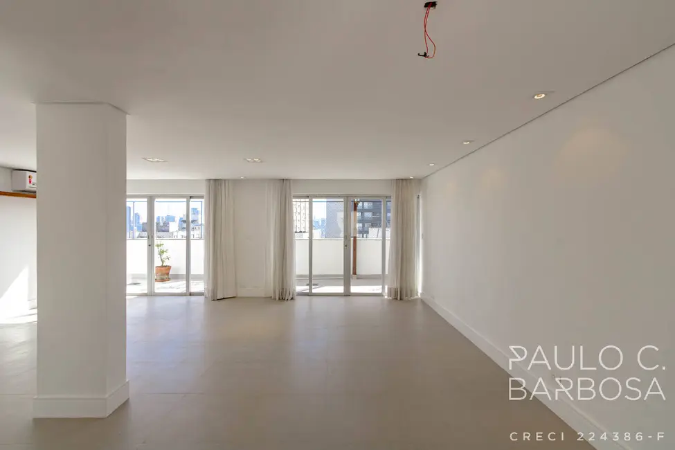 Cobertura com 3 quartos para alugar, 173m2 em Itaim Bibi, São Paulo - SP - imagem 6 Foto 6 de Cobertura com 3 quartos para alugar, 173m2 em Itaim Bibi, São Paulo - SP