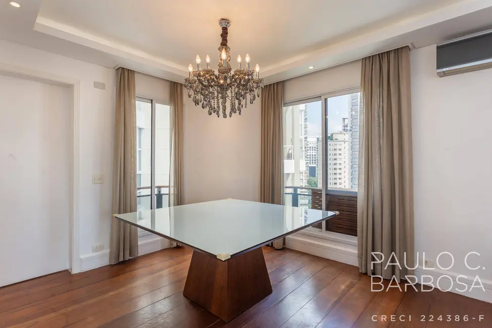 Apartamento com 3 quartos à venda, 206m2 em Vila Nova Conceição, São Paulo - SP - imagem 8 Foto 8 de Apartamento com 3 quartos à venda, 206m2 em Vila Nova Conceição, São Paulo - SP