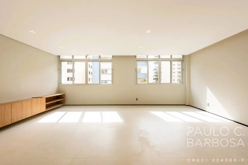 Foto 2 de Apartamento com 3 quartos à venda, 156m2 em Jardim Paulista, São Paulo - SP