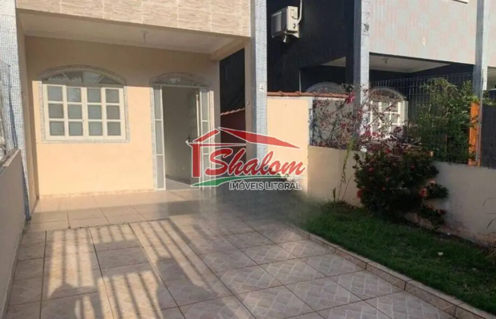 Foto 1 de Sobrado com 3 quartos à venda, 94m2 em Indaiá, Caraguatatuba - SP
