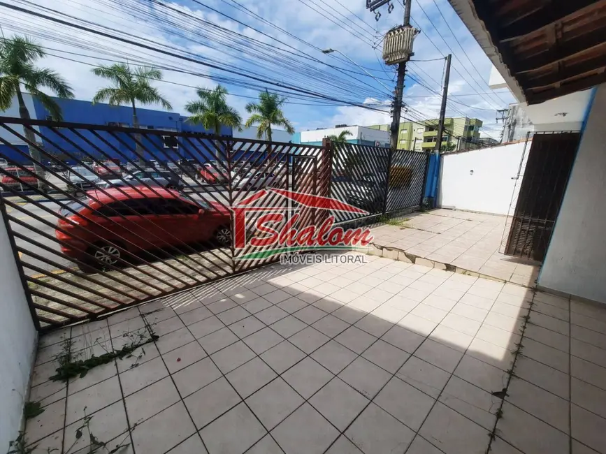 Foto 1 de Casa com 5 quartos à venda e para alugar, 233m2 em Centro, Caraguatatuba - SP