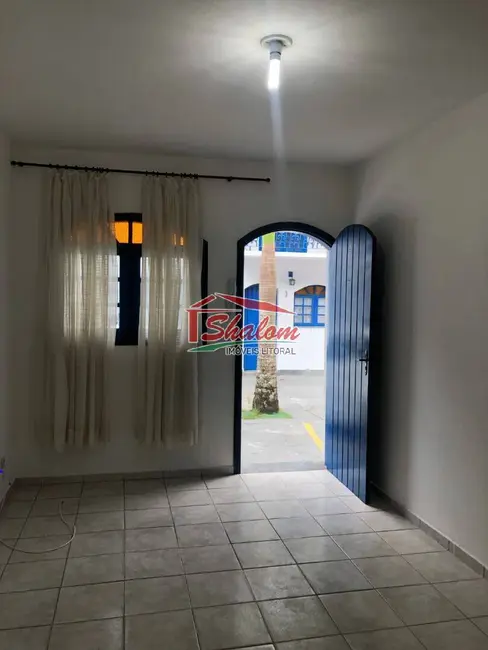 Foto 4 de Sobrado com 2 quartos à venda, 75m2 em Centro, Caraguatatuba - SP