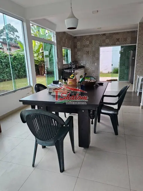 Foto 3 de Sobrado com 4 quartos à venda, 220m2 em Massaguaçu, Caraguatatuba - SP
