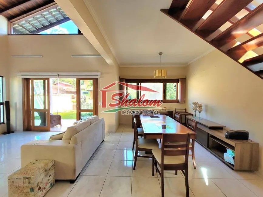 Foto 4 de Sobrado com 3 quartos à venda, 237m2 em Massaguaçu, Caraguatatuba - SP