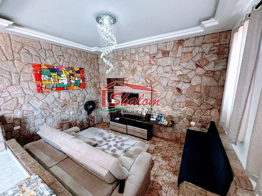 Sobrado com 3 quartos à venda e para alugar, 182m2 em Pontal de Santa Marina, Caraguatatuba - SP - imagem 5 Foto 5 de Sobrado com 3 quartos à venda e para alugar, 182m2 em Pontal de Santa Marina, Caraguatatuba - SP