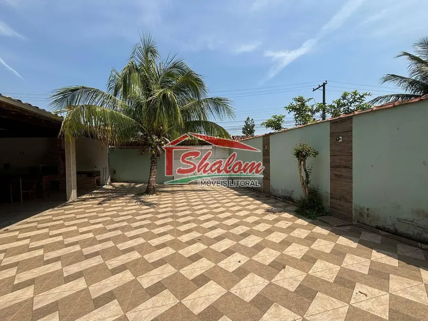 Sobrado com 3 quartos à venda e para alugar, 182m2 em Pontal de Santa Marina, Caraguatatuba - SP - imagem 2 Foto 2 de Sobrado com 3 quartos à venda e para alugar, 182m2 em Pontal de Santa Marina, Caraguatatuba - SP