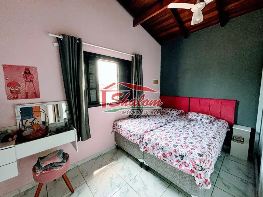 Sobrado com 3 quartos à venda e para alugar, 182m2 em Pontal de Santa Marina, Caraguatatuba - SP - imagem 9 Foto 9 de Sobrado com 3 quartos à venda e para alugar, 182m2 em Pontal de Santa Marina, Caraguatatuba - SP