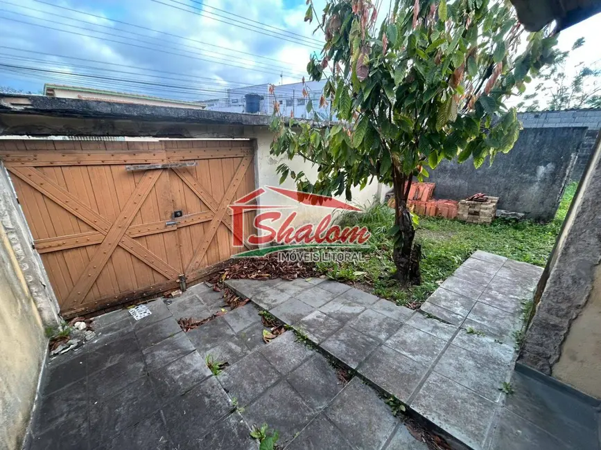 Foto 1 de Casa com 3 quartos para alugar, 200m2 em Centro, Caraguatatuba - SP