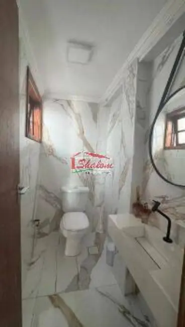 Sobrado com 2 quartos à venda, 64m2 em Martim de Sá, Caraguatatuba - SP - imagem 6 Foto 6 de Sobrado com 2 quartos à venda, 64m2 em Martim de Sá, Caraguatatuba - SP