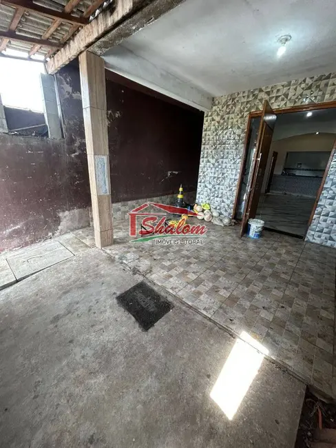 Sobrado com 4 quartos à venda e para alugar, 150m2 em Jardim Jaqueira, Caraguatatuba - SP - imagem 2 Foto 2 de Sobrado com 4 quartos à venda e para alugar, 150m2 em Jardim Jaqueira, Caraguatatuba - SP