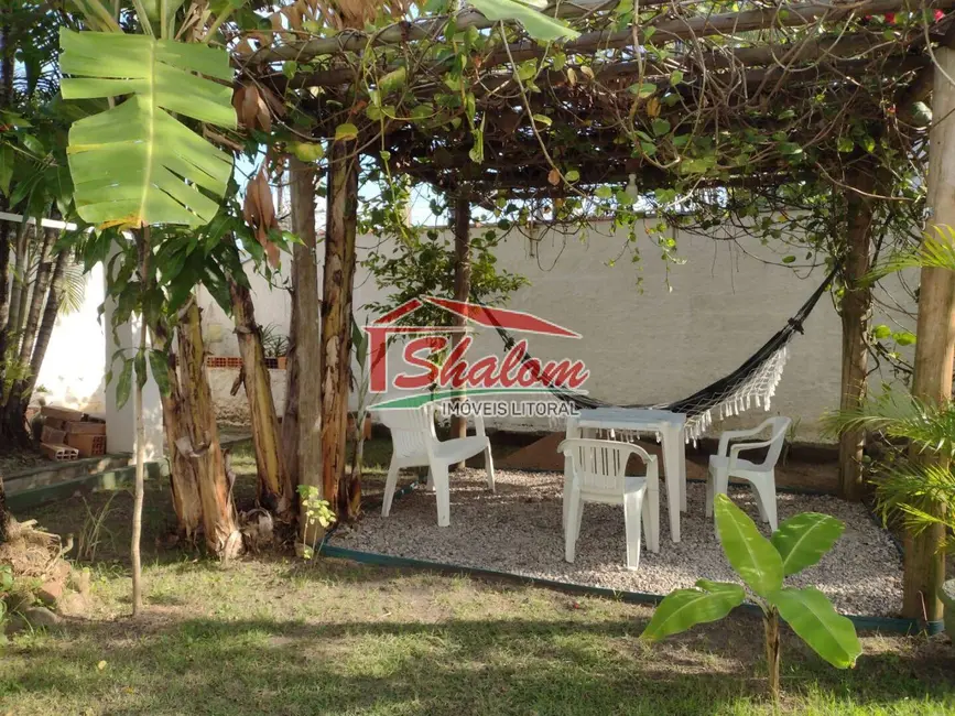 Foto 4 de Casa com 2 quartos para alugar, 166m2 em Centro, Caraguatatuba - SP