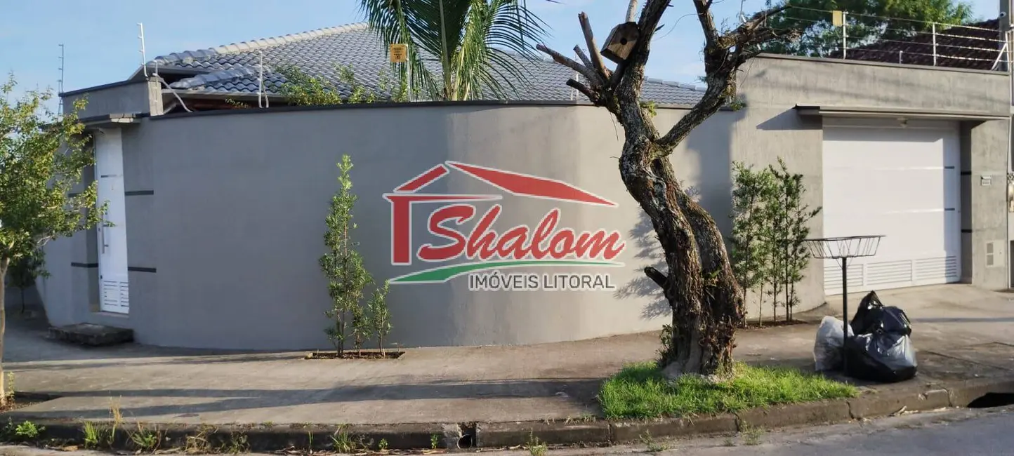 Foto 2 de Casa com 3 quartos à venda, 270m2 em Cidade Jardim, Caraguatatuba - SP