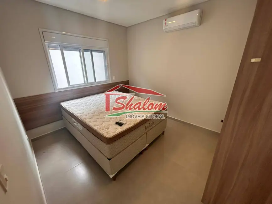 Foto 8 de Sobrado com 4 quartos para alugar, 360m2 em Balneário Copacabana, Caraguatatuba - SP