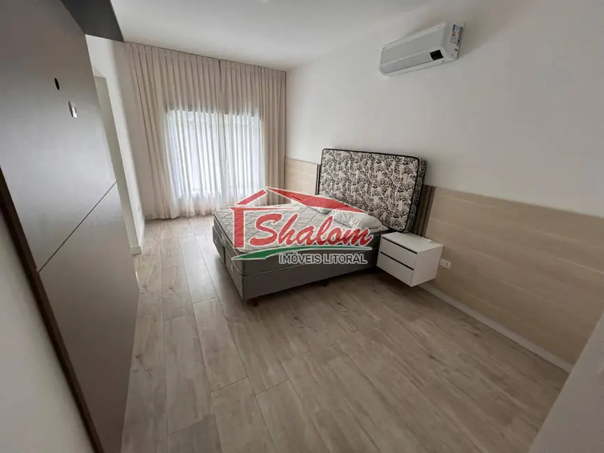 Foto 7 de Sobrado com 3 quartos à venda e para alugar, 360m2 em Balneário Copacabana, Caraguatatuba - SP