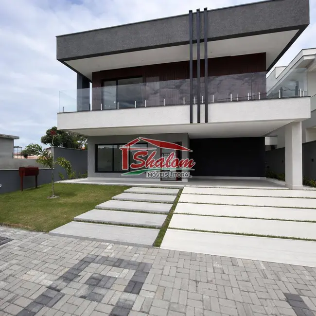 Sobrado com 5 quartos à venda, 480m2 em Balneário Copacabana, Caraguatatuba - SP - imagem 1 Foto 1 de Sobrado com 5 quartos à venda, 480m2 em Balneário Copacabana, Caraguatatuba - SP