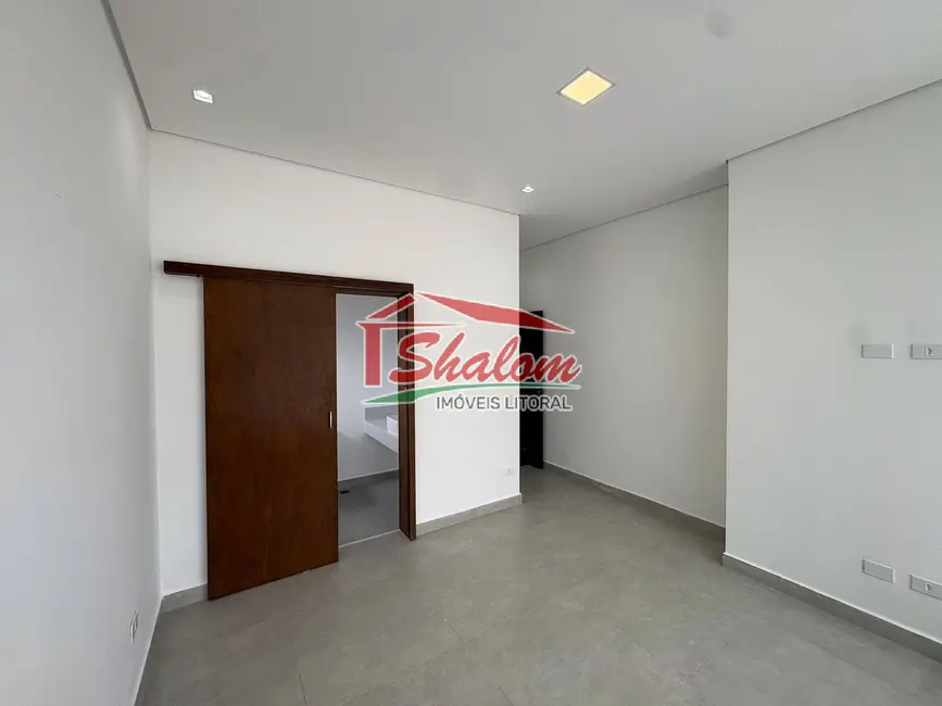 Casa com 3 quartos à venda, 384m2 em Mar Verde, Caraguatatuba - SP - imagem 7 Foto 7 de Casa com 3 quartos à venda, 384m2 em Mar Verde, Caraguatatuba - SP
