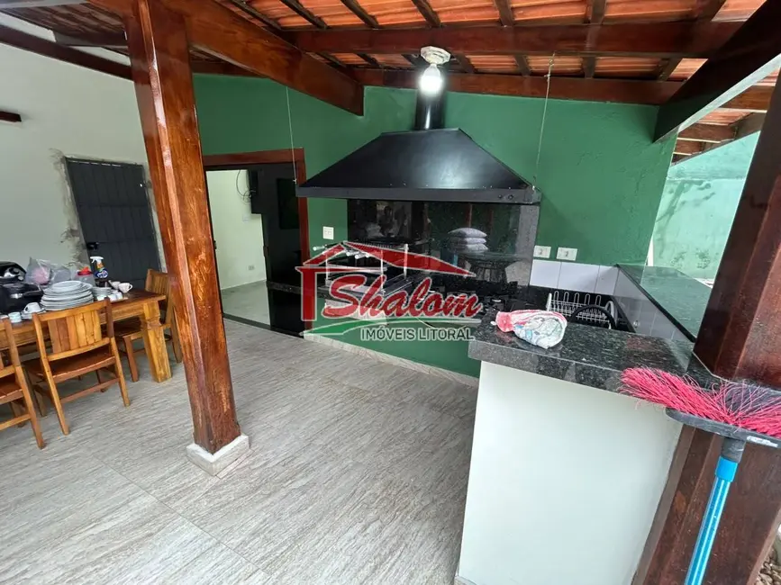 Foto 3 de Casa com 4 quartos para alugar, 300m2 em Indaiá, Caraguatatuba - SP