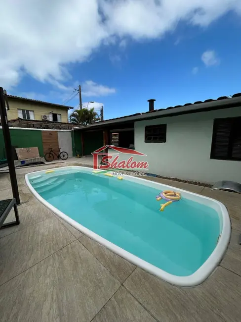 Foto 8 de Casa com 4 quartos para alugar, 300m2 em Indaiá, Caraguatatuba - SP