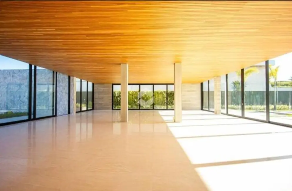 Casa com 5 quartos à venda, 1460m2 em Barra da Tijuca, Rio De Janeiro - RJ - imagem 8 Foto 8 de Casa com 5 quartos à venda, 1460m2 em Barra da Tijuca, Rio De Janeiro - RJ