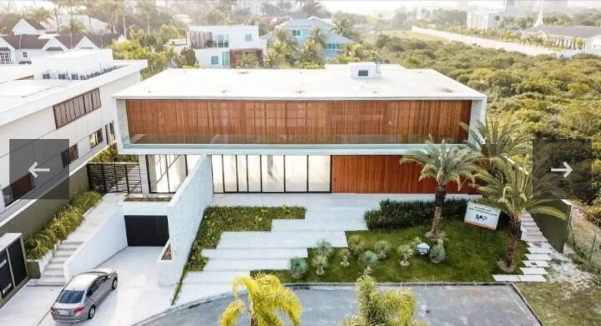 Casa com 5 quartos à venda, 1460m2 em Barra da Tijuca, Rio De Janeiro - RJ - imagem 5 Foto 5 de Casa com 5 quartos à venda, 1460m2 em Barra da Tijuca, Rio De Janeiro - RJ