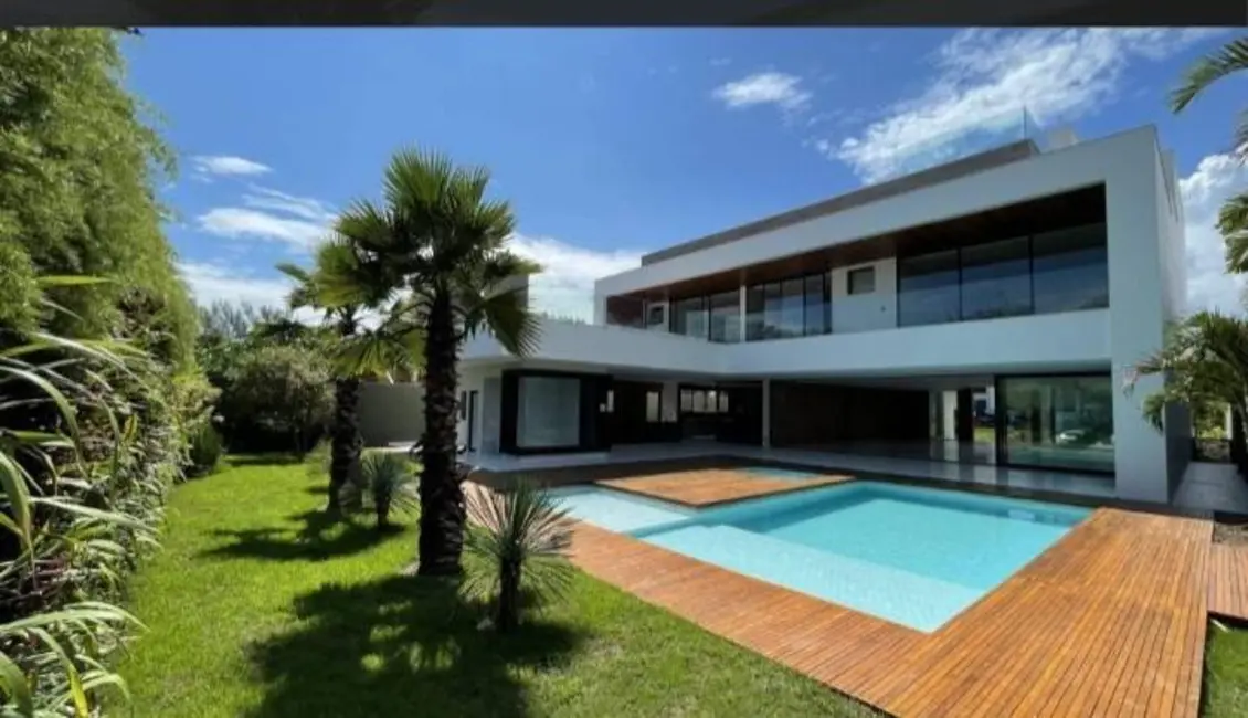 Foto 1 de Casa com 5 quartos à venda, 1025m2 em Barra da Tijuca, Rio De Janeiro - RJ