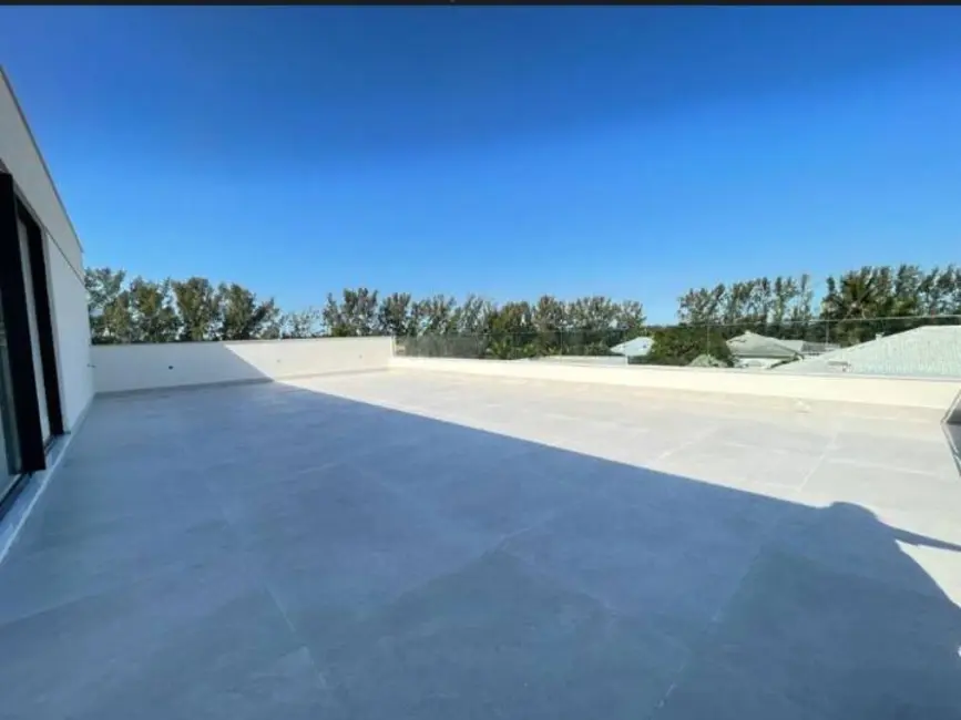 Casa com 4 quartos à venda, 1100m2 em Barra da Tijuca, Rio De Janeiro - RJ - imagem 7 Foto 7 de Casa com 4 quartos à venda, 1100m2 em Barra da Tijuca, Rio De Janeiro - RJ