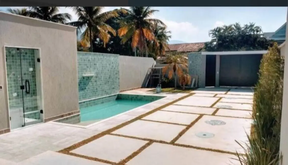 Foto 3 de Casa com 4 quartos à venda, 360m2 em Barra da Tijuca, Rio De Janeiro - RJ