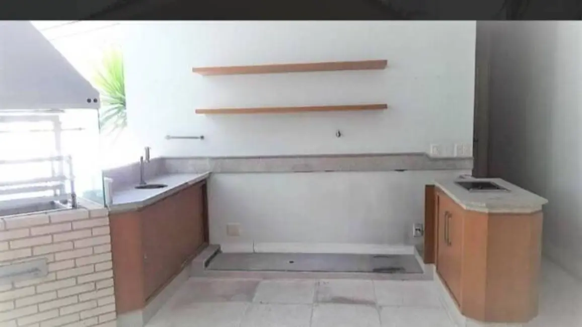Casa com 4 quartos à venda, 1670m2 em Barra da Tijuca, Rio De Janeiro - RJ - imagem 7 Foto 7 de Casa com 4 quartos à venda, 1670m2 em Barra da Tijuca, Rio De Janeiro - RJ