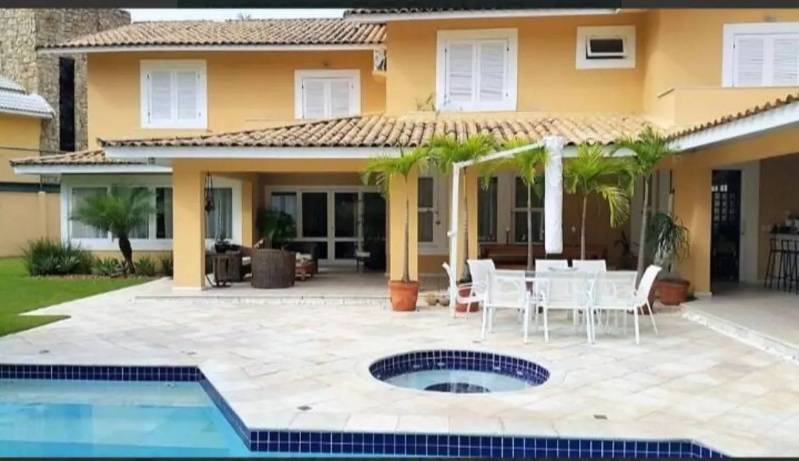 Casa com 4 quartos à venda, 556m2 em Barra da Tijuca, Rio De Janeiro - RJ - imagem 1 Foto 1 de Casa com 4 quartos à venda, 556m2 em Barra da Tijuca, Rio De Janeiro - RJ