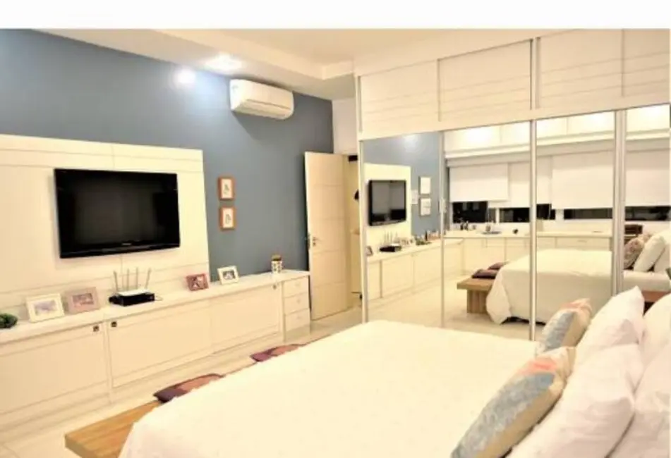 Foto 4 de Apartamento com 3 quartos à venda, 145m2 em Laranjeiras, Rio De Janeiro - RJ