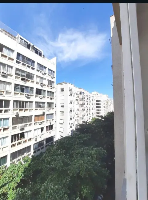 Foto 2 de Apartamento com 3 quartos à venda, 77m2 em Copacabana, Rio De Janeiro - RJ