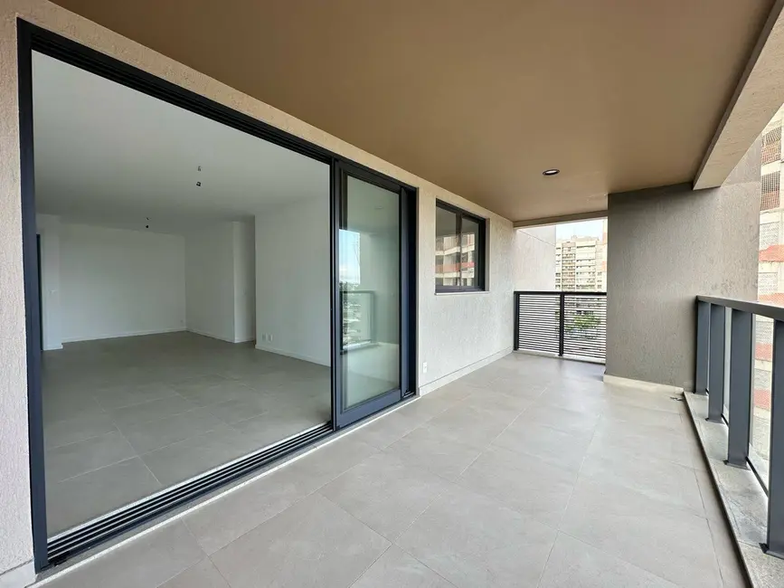 Foto 2 de Apartamento com 2 quartos à venda, 80m2 em Barra da Tijuca, Rio De Janeiro - RJ