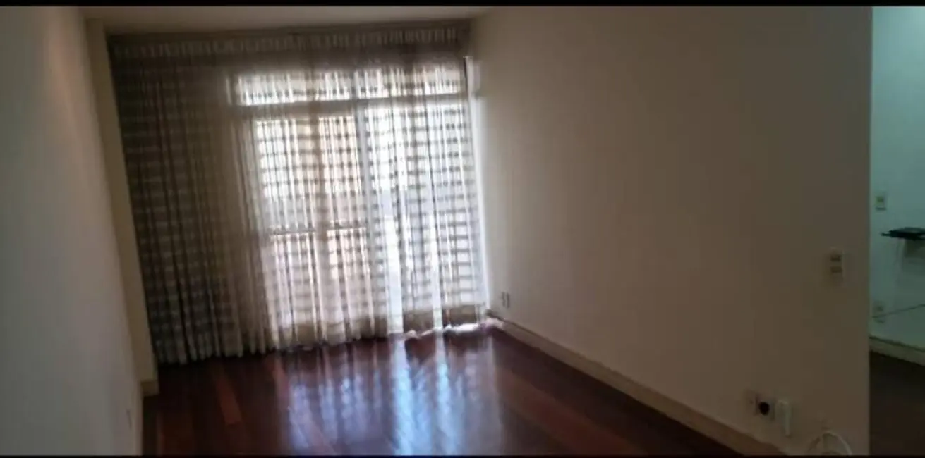 Apartamento com 3 quartos à venda, 104m2 em Copacabana, Rio De Janeiro - RJ - imagem 6 Foto 6 de Apartamento com 3 quartos à venda, 104m2 em Copacabana, Rio De Janeiro - RJ