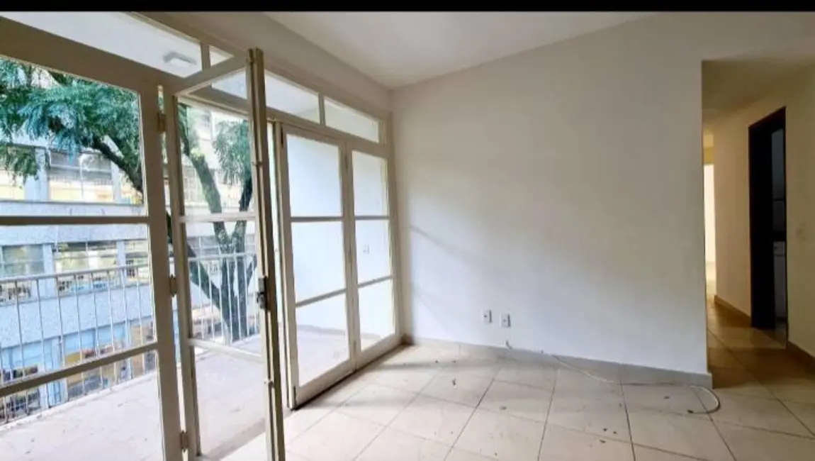 Apartamento com 3 quartos à venda, 133m2 em Gávea, Rio De Janeiro - RJ - imagem 2 Foto 2 de Apartamento com 3 quartos à venda, 133m2 em Gávea, Rio De Janeiro - RJ