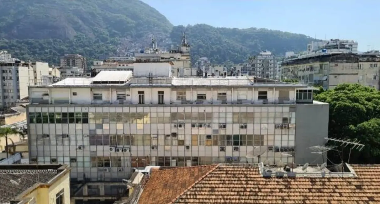 Apartamento com 2 quartos à venda, 65m2 em Botafogo, Rio De Janeiro - RJ - imagem 2 Foto 2 de Apartamento com 2 quartos à venda, 65m2 em Botafogo, Rio De Janeiro - RJ