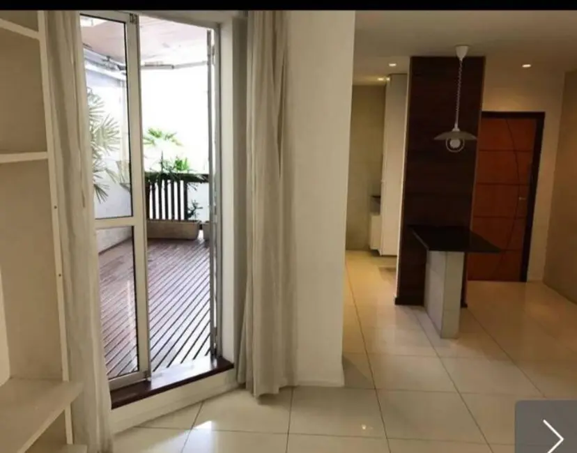 Apartamento com 2 quartos à venda, 99m2 em Copacabana, Rio De Janeiro - RJ - imagem 7 Foto 7 de Apartamento com 2 quartos à venda, 99m2 em Copacabana, Rio De Janeiro - RJ