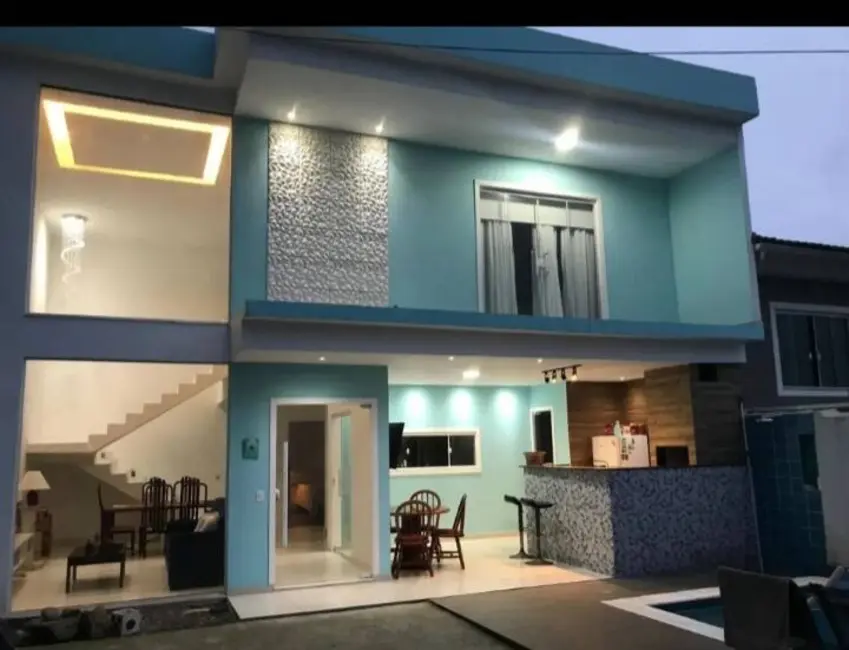Casa de Condomínio com 3 quartos à venda, 380m2 em Jacarepaguá, Rio De Janeiro - RJ - imagem 1 Foto 1 de Casa de Condomínio com 3 quartos à venda, 380m2 em Jacarepaguá, Rio De Janeiro - RJ