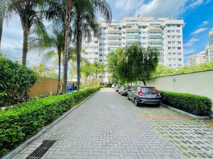 Apartamento com 2 quartos à venda, 70m2 em Rio De Janeiro - RJ - imagem 4 Foto 4 de Apartamento com 2 quartos à venda, 70m2 em Rio De Janeiro - RJ