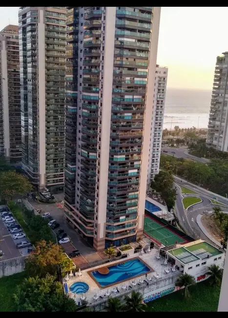 Foto 1 de Apartamento com 3 quartos à venda, 143m2 em Barra da Tijuca, Rio De Janeiro - RJ