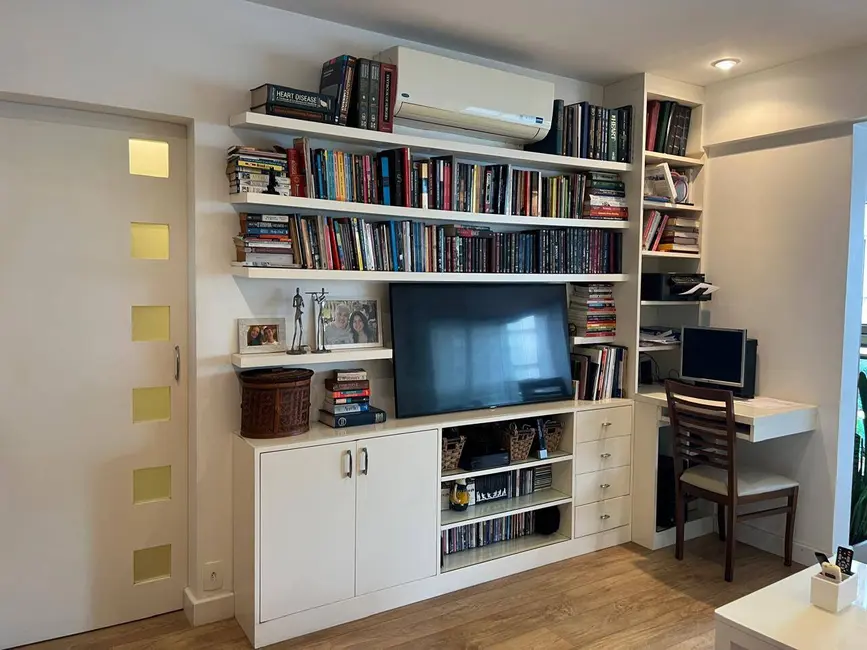 Apartamento com 3 quartos à venda, 130m2 em Barra da Tijuca, Rio De Janeiro - RJ - imagem 8 Foto 8 de Apartamento com 3 quartos à venda, 130m2 em Barra da Tijuca, Rio De Janeiro - RJ