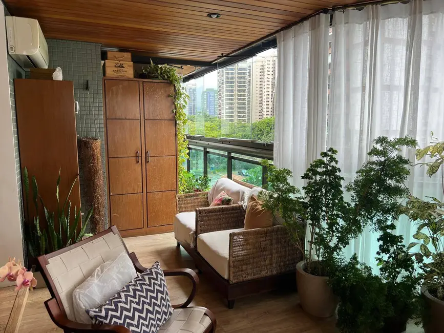 Apartamento com 3 quartos à venda, 130m2 em Barra da Tijuca, Rio De Janeiro - RJ - imagem 5 Foto 5 de Apartamento com 3 quartos à venda, 130m2 em Barra da Tijuca, Rio De Janeiro - RJ