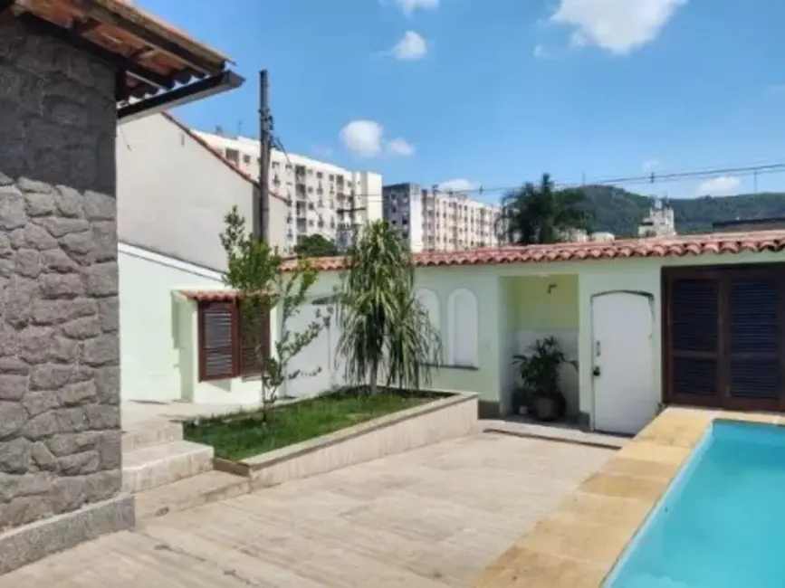 Foto 2 de Casa com 5 quartos à venda, 400m2 em Taquara, Rio De Janeiro - RJ