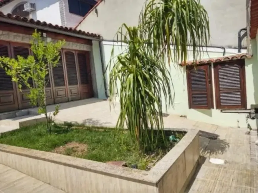 Foto 3 de Casa com 5 quartos à venda, 400m2 em Taquara, Rio De Janeiro - RJ