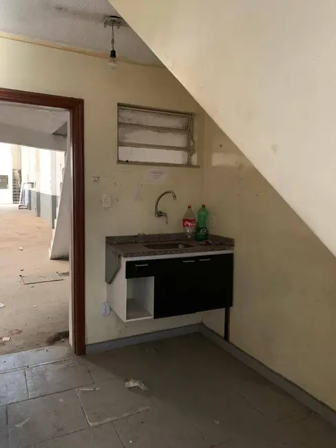 Foto 5 de Armazém / Galpão para alugar, 550m2 em Ramos, Rio De Janeiro - RJ