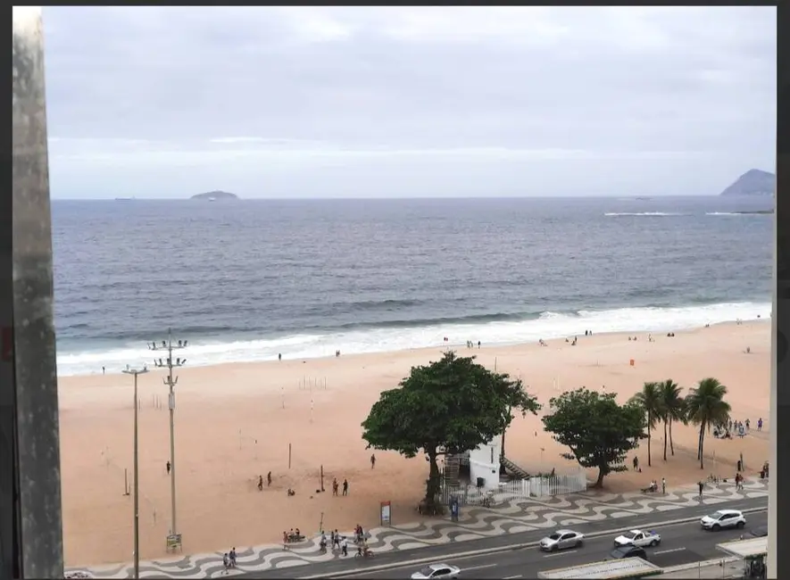 Apartamento com 4 quartos à venda, 348m2 em Copacabana, Rio De Janeiro - RJ - imagem 2 Foto 2 de Apartamento com 4 quartos à venda, 348m2 em Copacabana, Rio De Janeiro - RJ