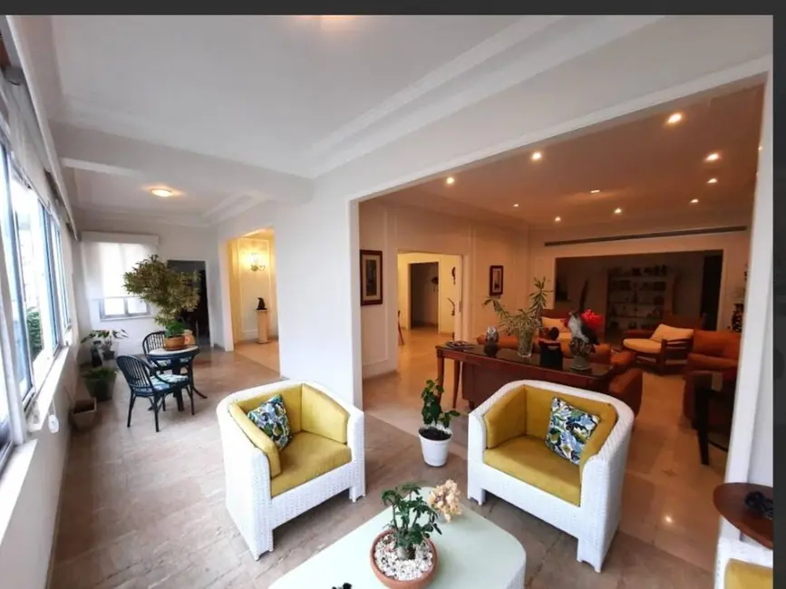 Apartamento com 4 quartos à venda, 348m2 em Copacabana, Rio De Janeiro - RJ - imagem 9 Foto 9 de Apartamento com 4 quartos à venda, 348m2 em Copacabana, Rio De Janeiro - RJ