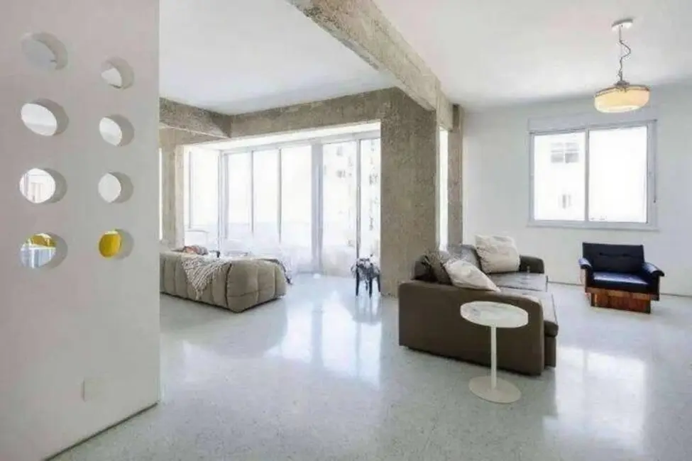 Apartamento com 4 quartos à venda, 203m2 em Copacabana, Rio De Janeiro - RJ - imagem 5 Foto 5 de Apartamento com 4 quartos à venda, 203m2 em Copacabana, Rio De Janeiro - RJ